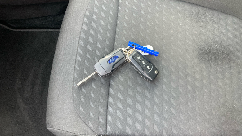 Ford Fiesta 1.1 Zetec 5dr Petrol Hatchback